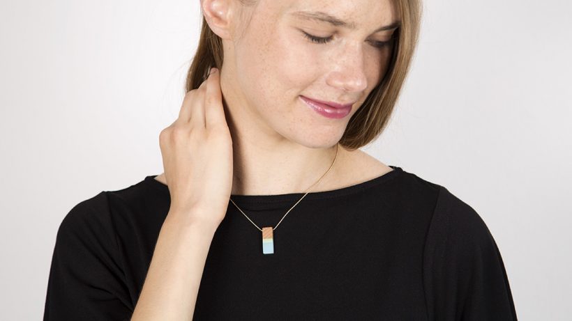 Boton-de-nacar-Aura-rect-azul-verde01