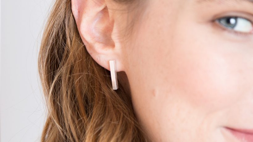 Boton-de-Nacar-LLueve-pendientes-plata-01