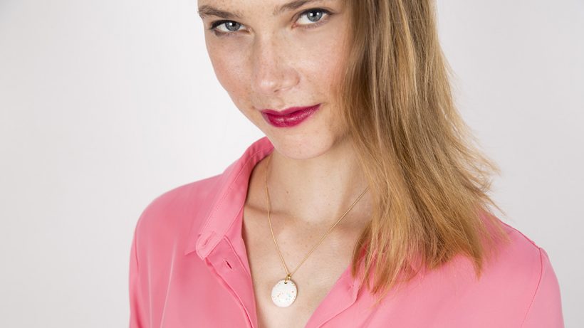 Boton-de--nacar-riviera-dots-blanco02