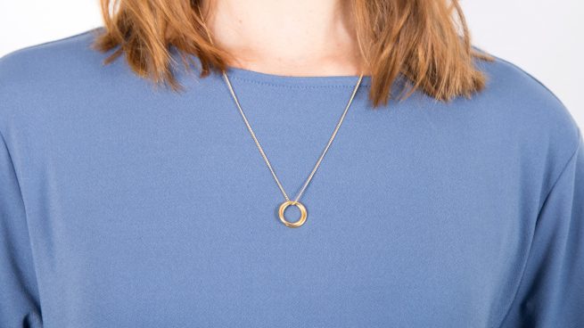Boton-de--nacar-Colgante-forever-oro-01